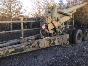 Huge Long Tom Cannon