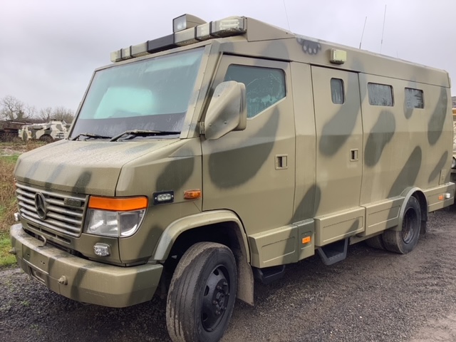 Mercedes Vario 4x4 Bundeswehr