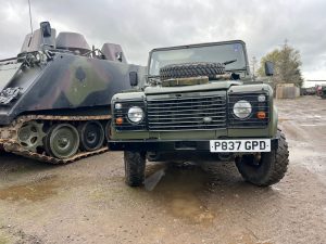 Landrover Defender Wolf P837 GPD