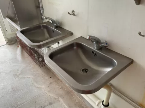 Ablutions Container