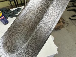 Huge Bowie knife with Damascus blade